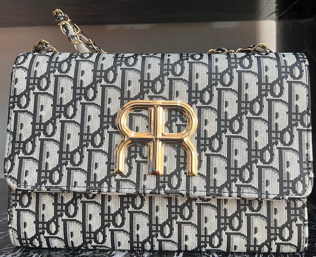 Handheld bags