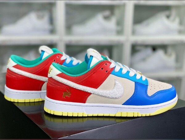 Nike SB sneakers