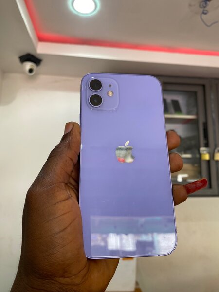 iPhone 12