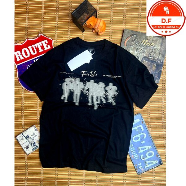 Tee shirt