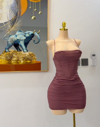 Short dress
