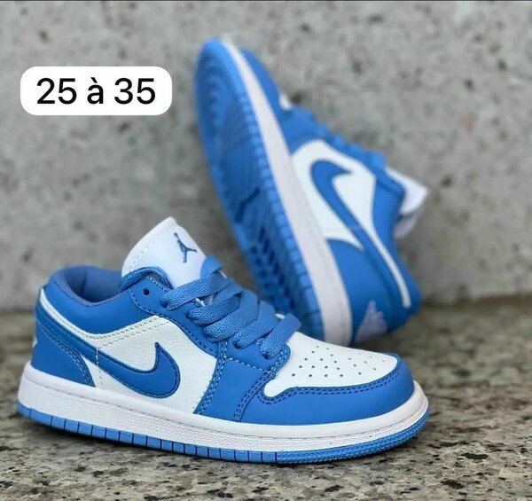 Baskets Enfant Bleues