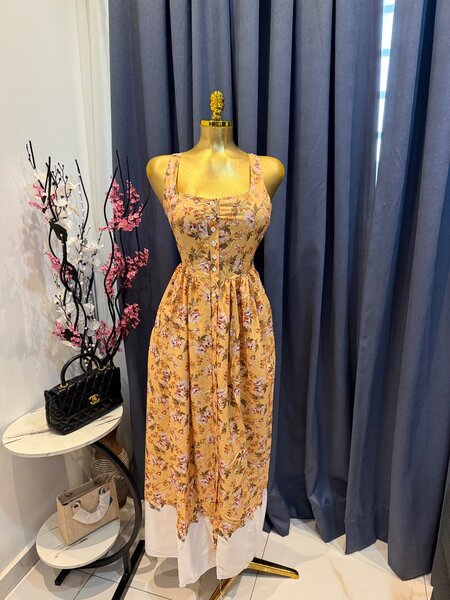 Maxi dress