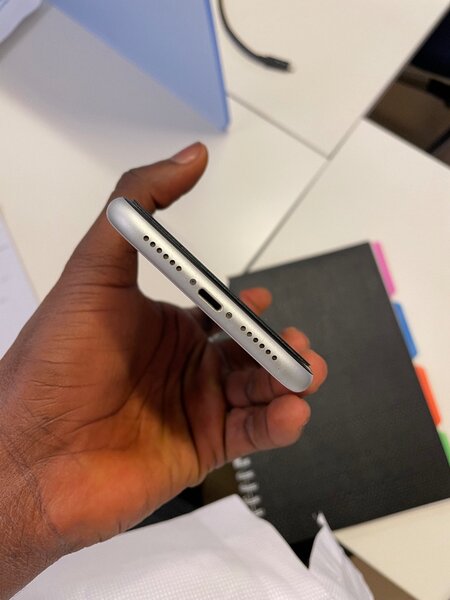 iPhone XR