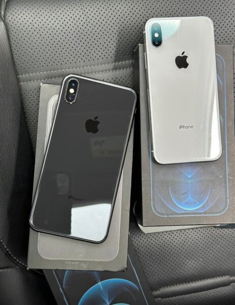 iPhone X