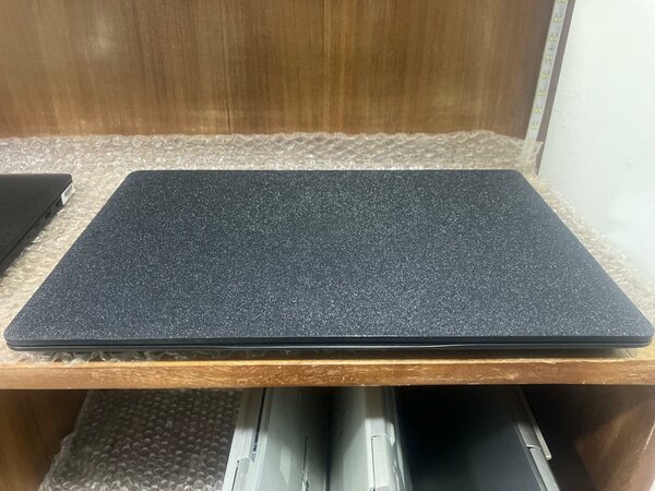 Dell Latitude 3590