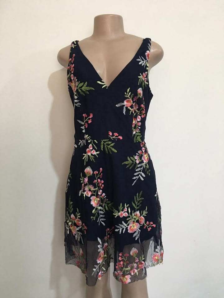 Dress noir rose