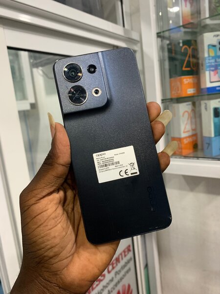 OPPO RENO 8