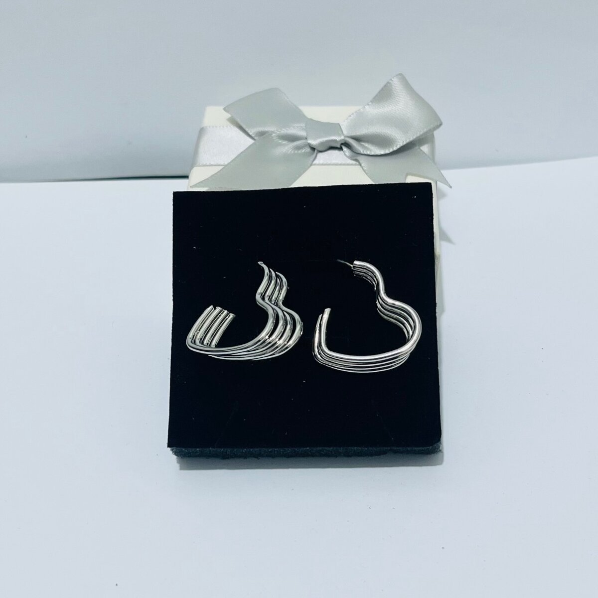 Heart shaped loops