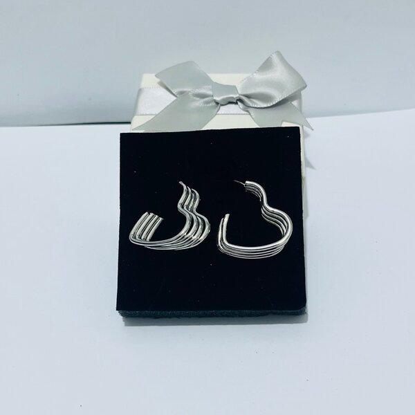 Heart shaped loops