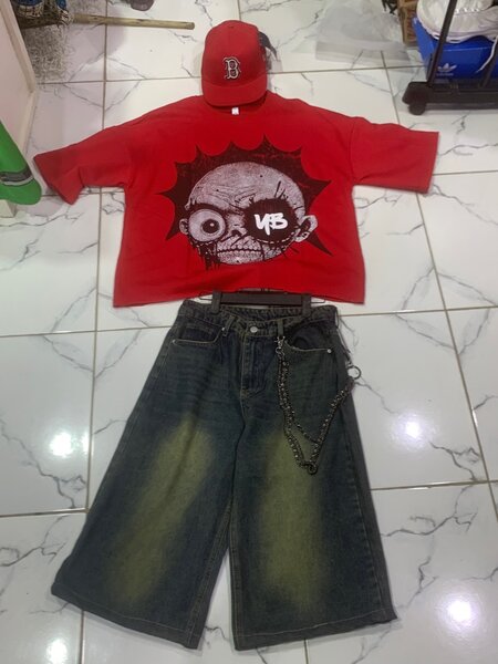 Out fit disponible