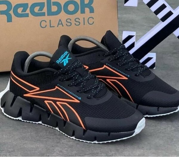 REEBOK CLASSIC