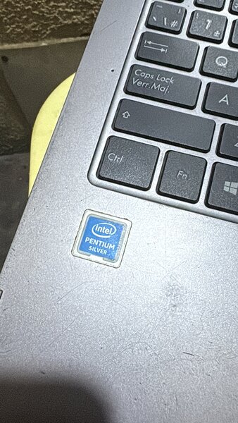 Ordinateur portable ASUS Pentium