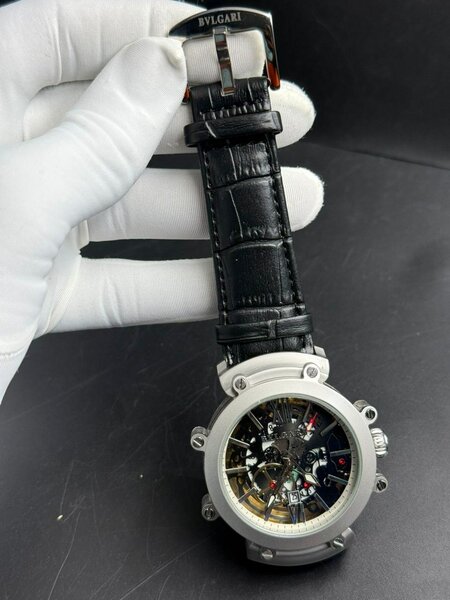 MONTRE LUXE HOMME