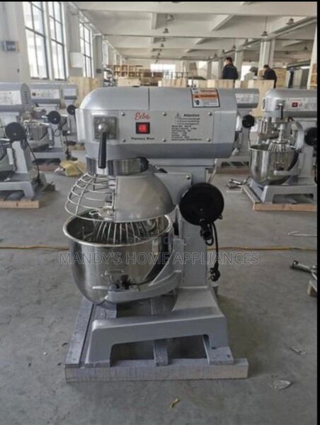 Cake mixer