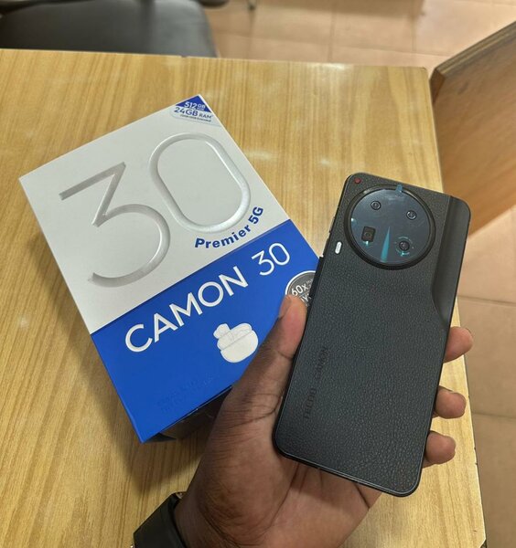 TECNO CAMON 30 PREMIÈRE 5G
