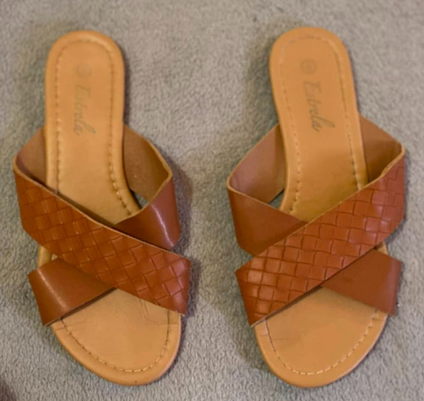 slippers
