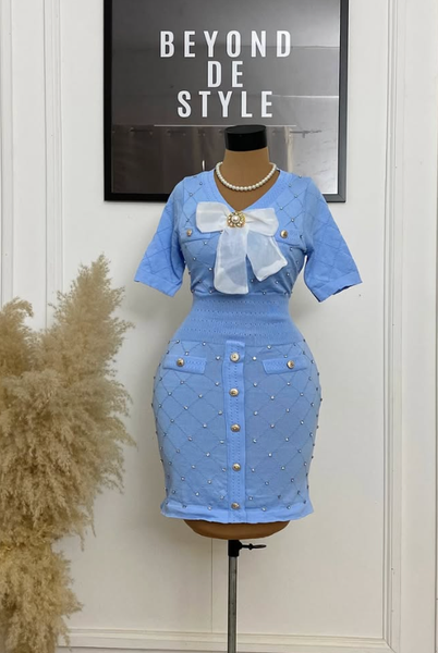SWEET GIRL BOW DETAIL DRESS. SNATCHED.