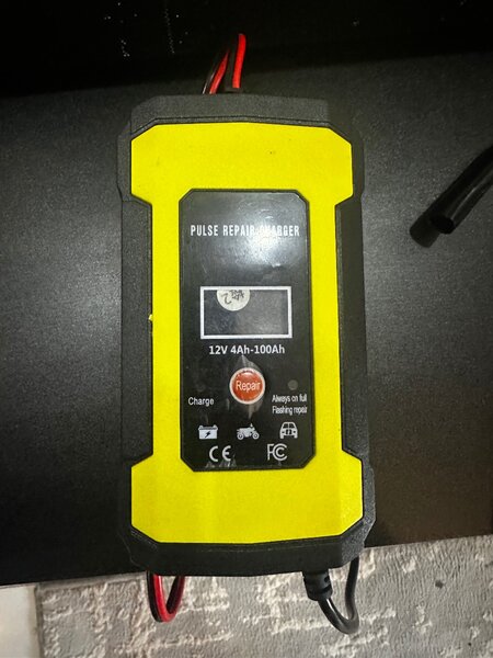 12V battery charger