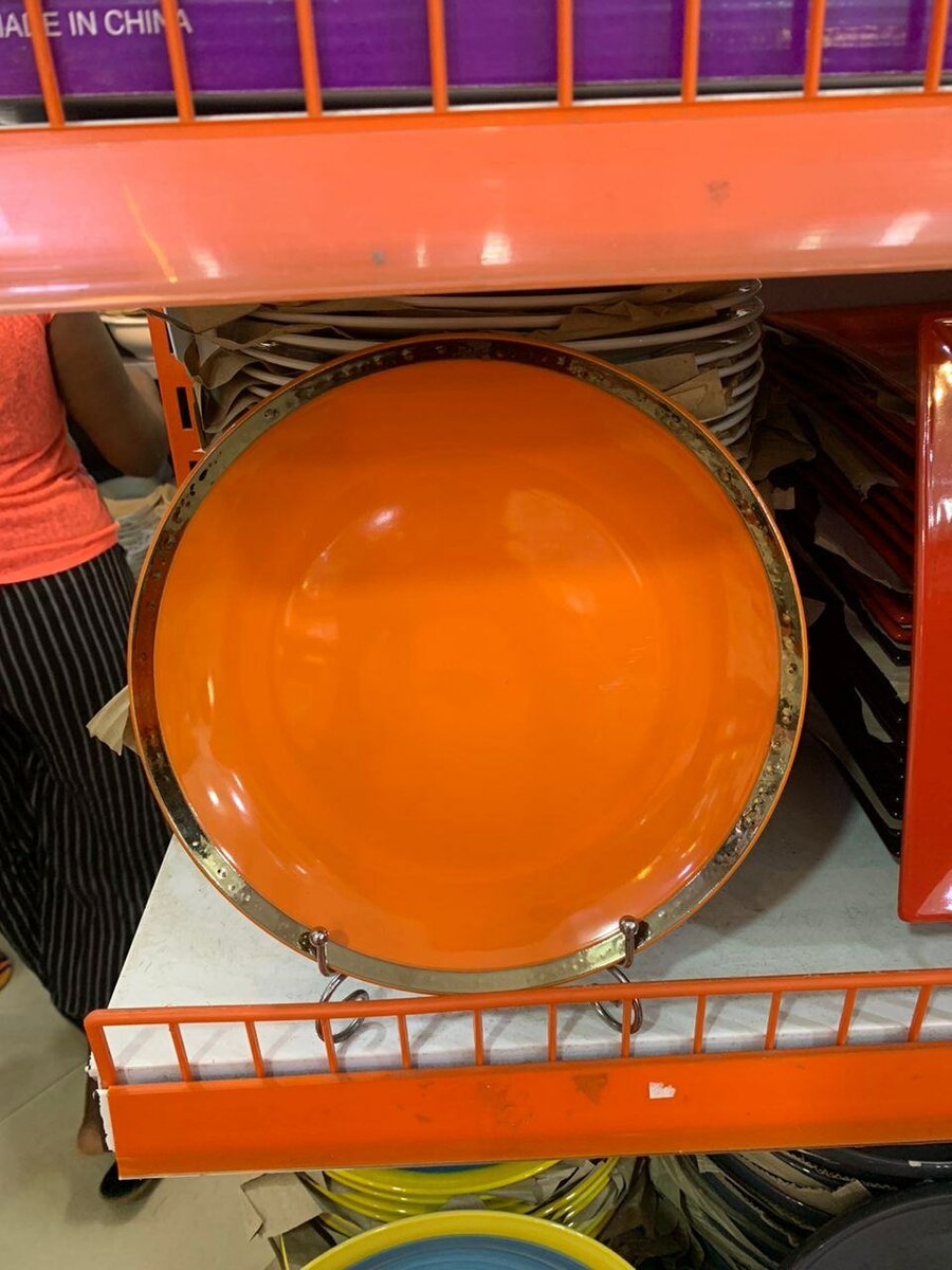 Ceramic plates