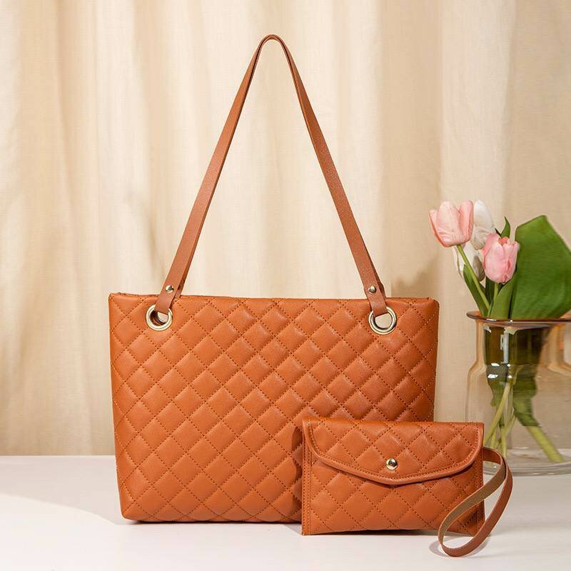 Bag with purse