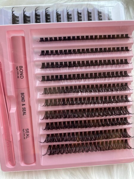 Cluster lashes