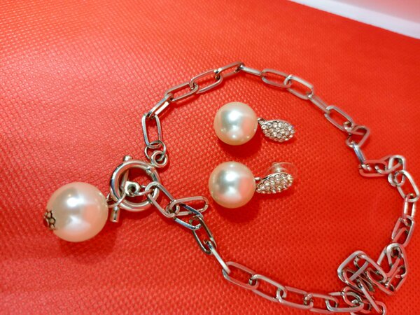 Boucle d'oreille