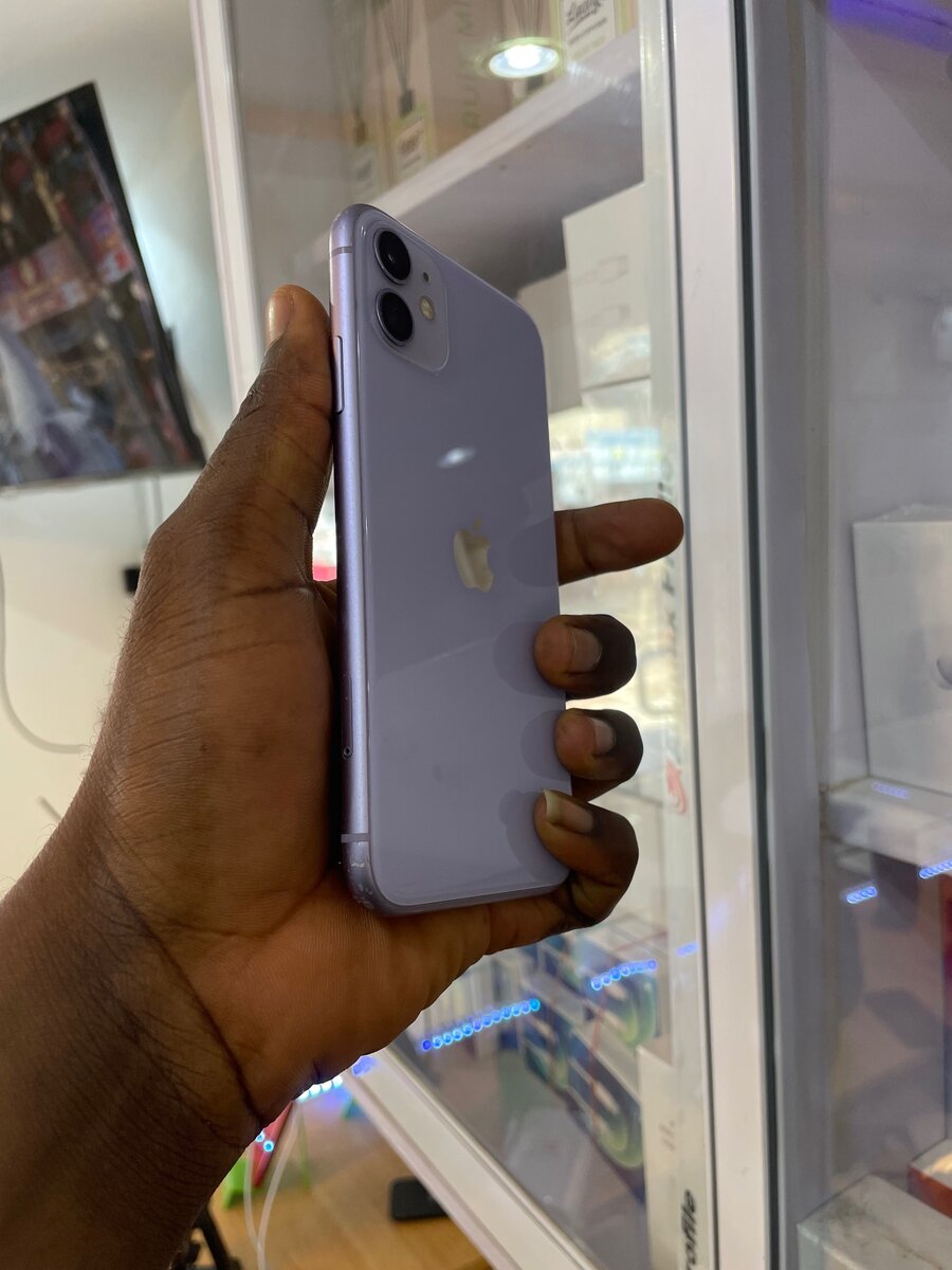 iPhone 11