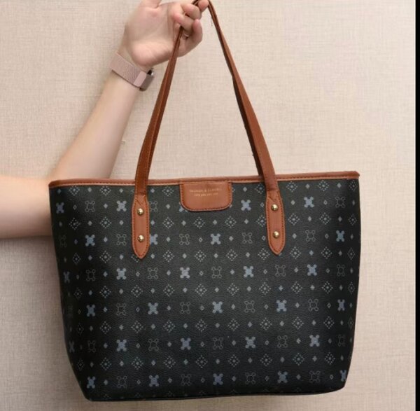 Handheld bag