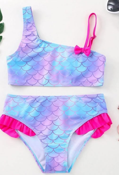 Girls swimsuits
