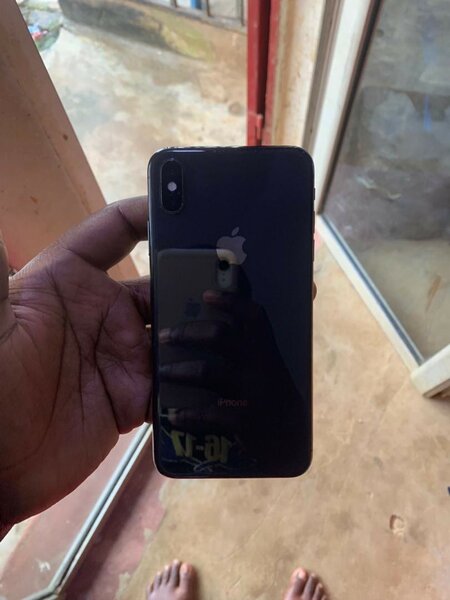 iPhone Xs Max 64 Go