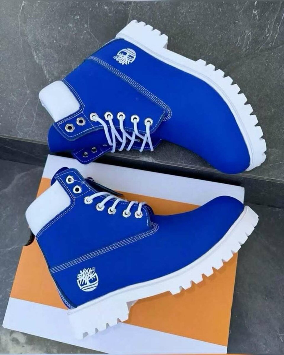 Bottes en cuir bleu style