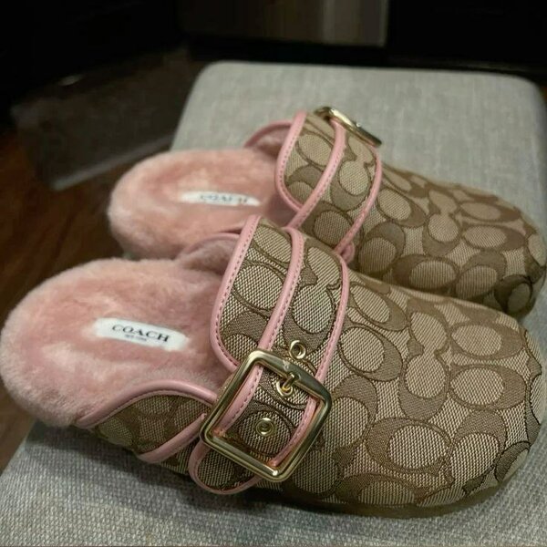 Sandales de marque chic