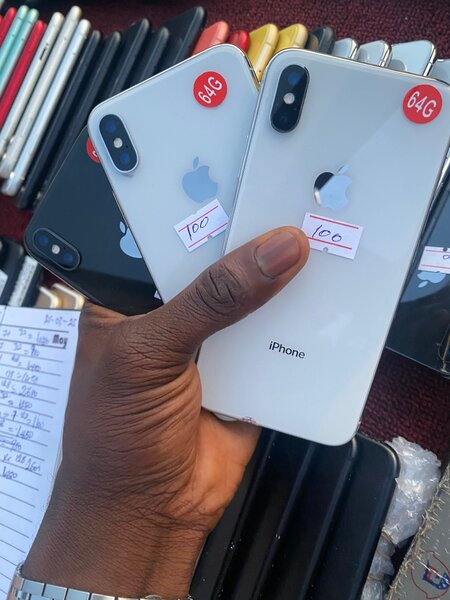 iPhone X