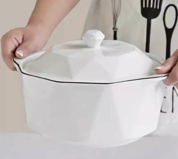 Ceramic food bowl