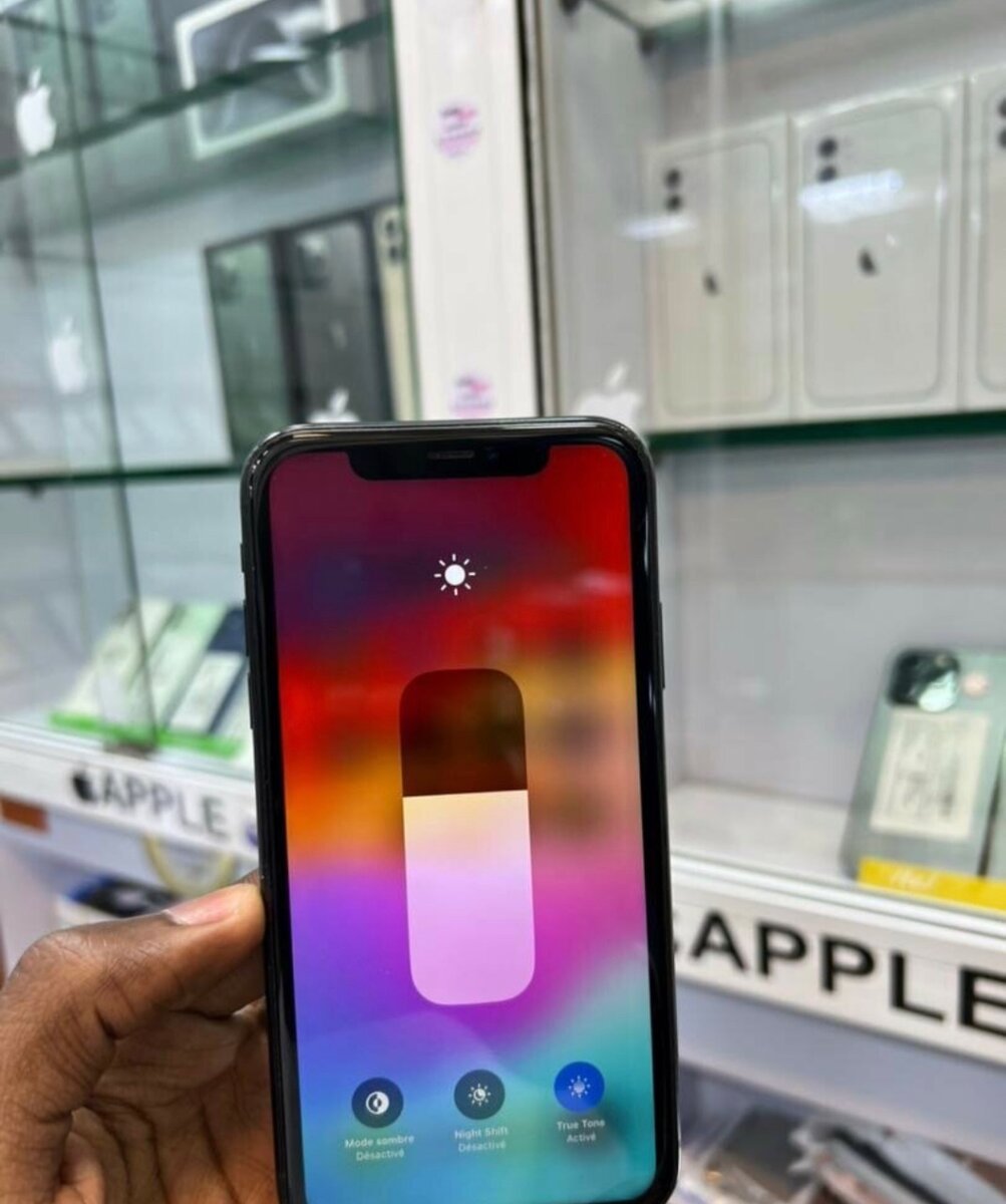iPhone XR