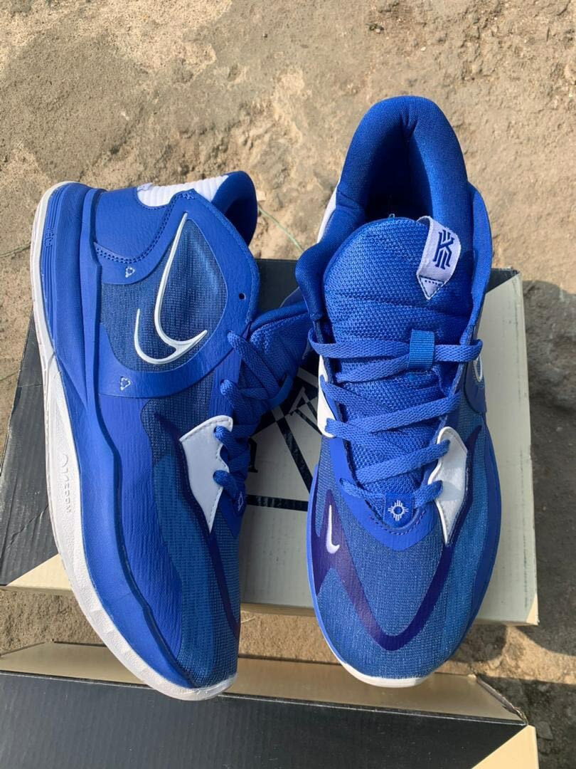 Kyrie Low 5