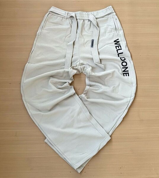 JOGGERS