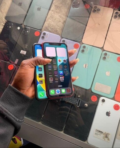 ROGGER IPHONES