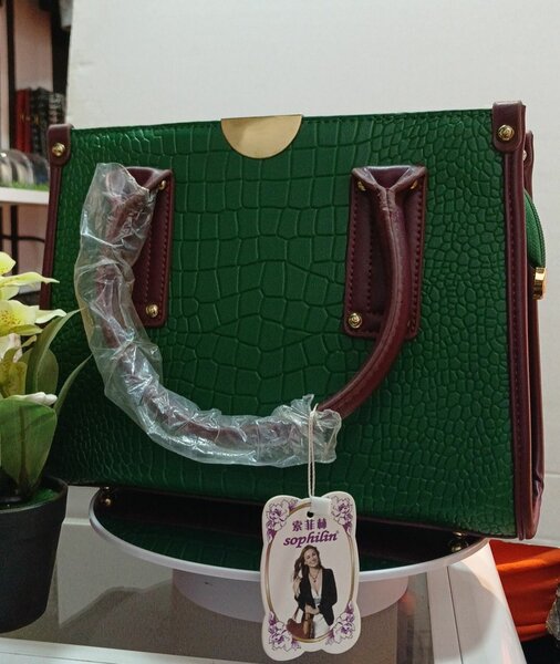 Quality leather bag