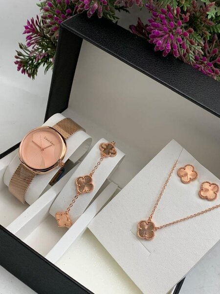 Watch set