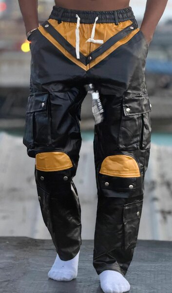 Pantalon cargo brillant