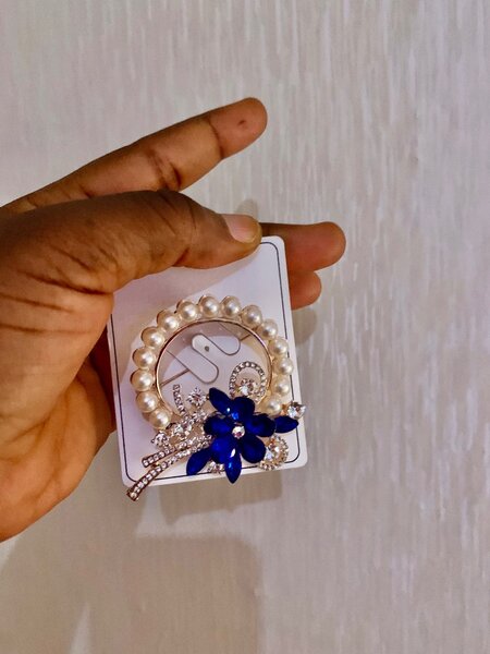Brooch