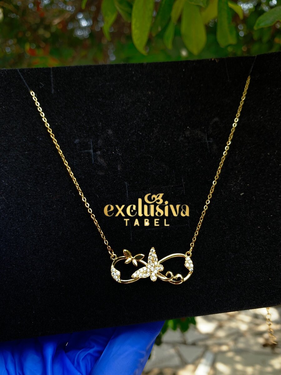 Pretty necklace