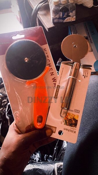 Pizza Cutter