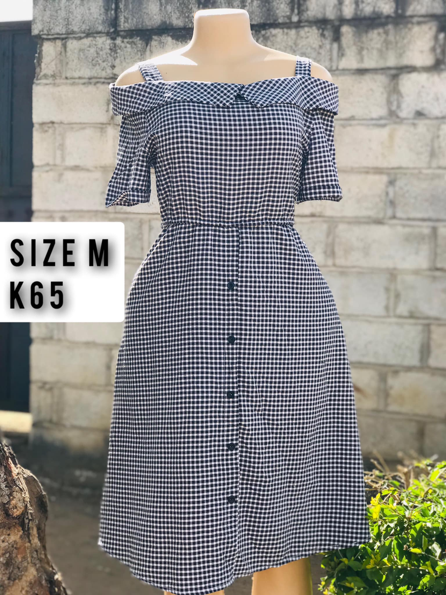 Robe noir blanc