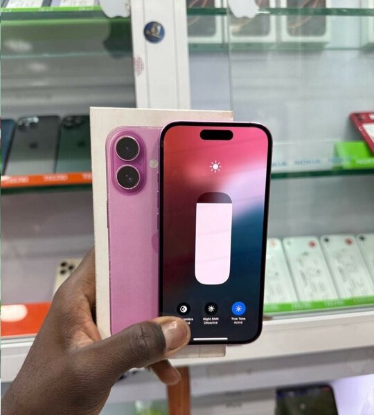 iPhone 16