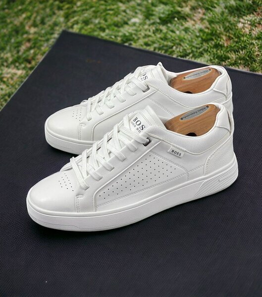Fashion shoes