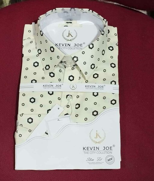 Chemise à motifs manche longue