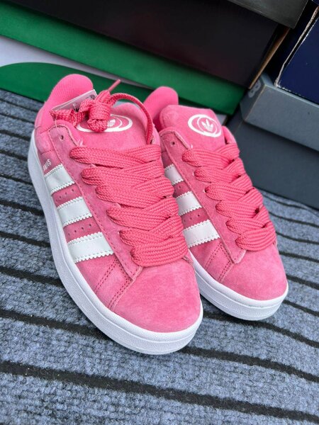 Adidas campus